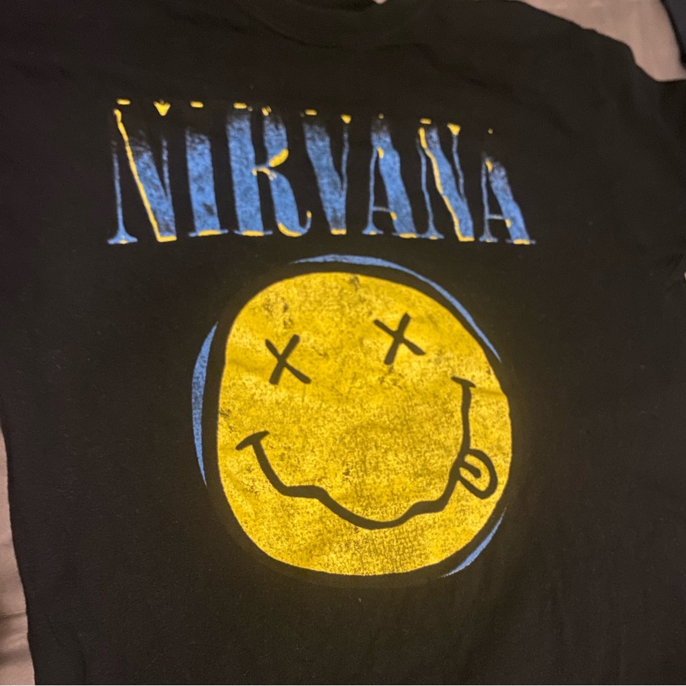 Nirvana Black Smiley T-shirt